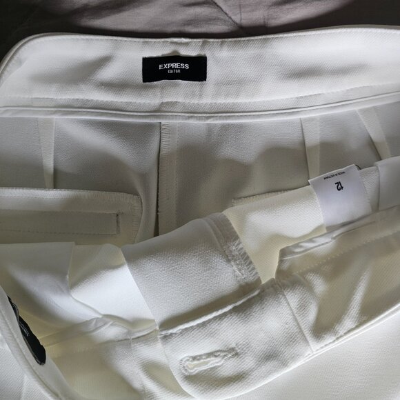 White Editor Super High Waisted Tailored Shorts-size 12 - Picture 3 of 3